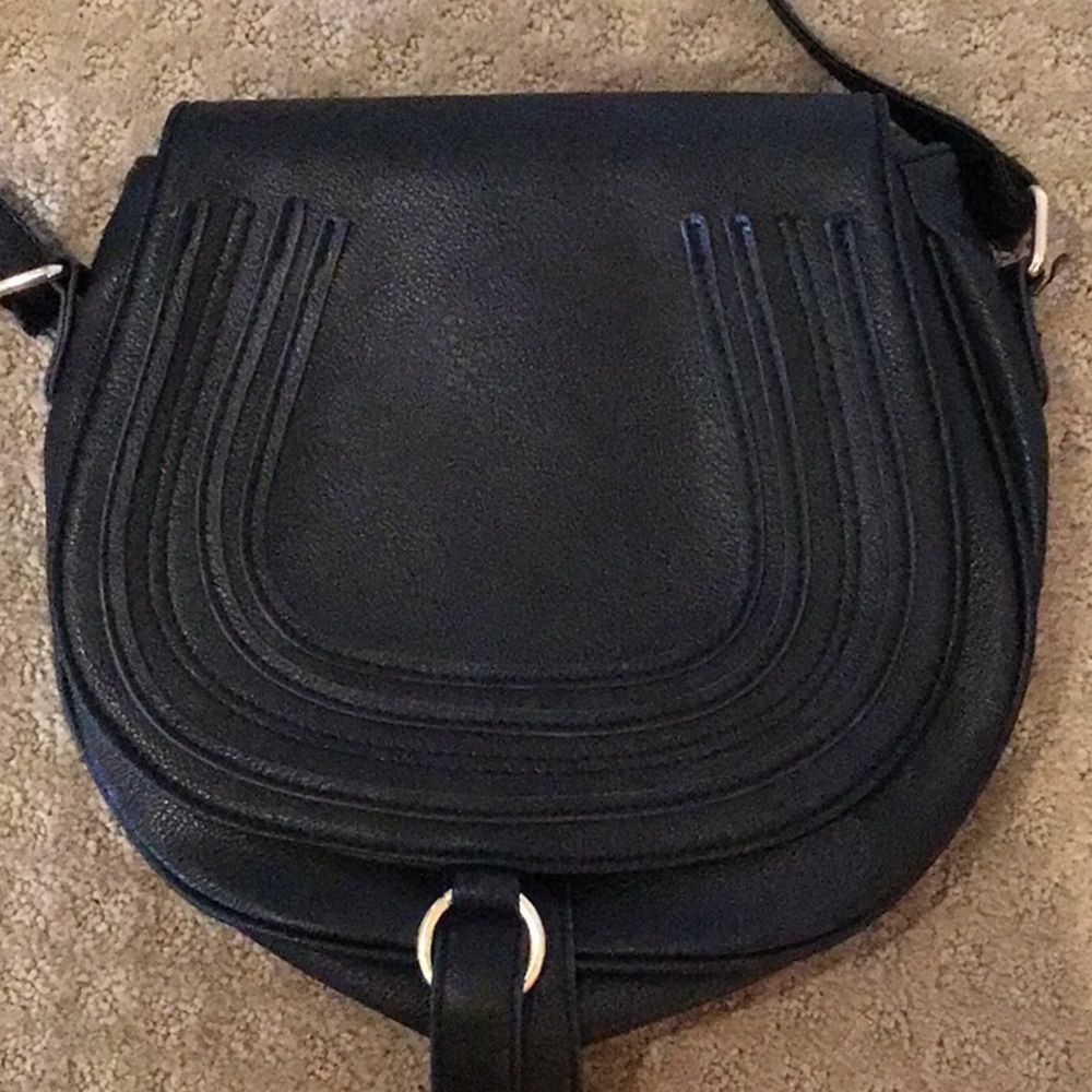 NWOT black chic purse
